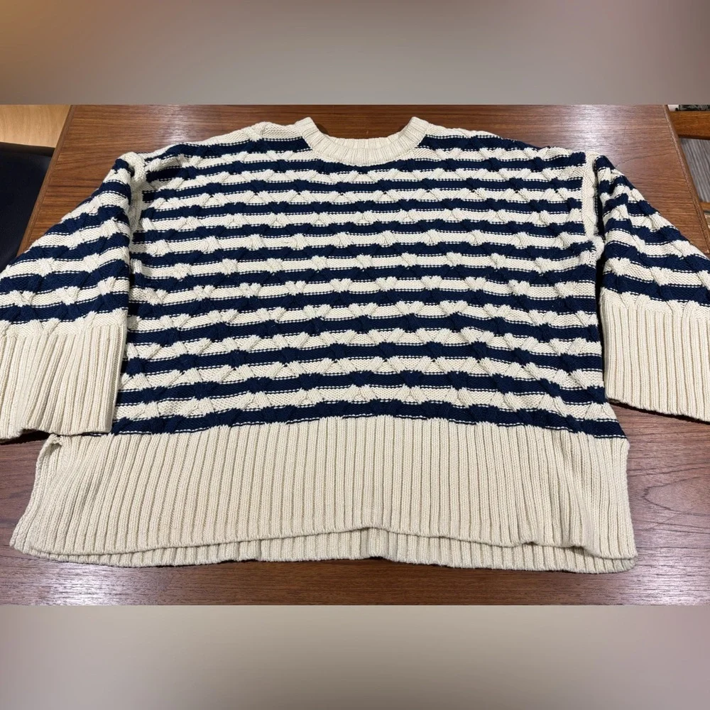 Madewell Cable-Knit Oversized Sweater in Stripe White and Navy Blue‎ Size XL